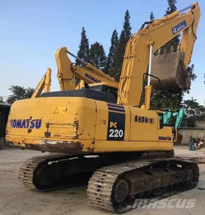 Komatsu pc220-7 大型油圧ショベル12t以上（パワーショベル・ユンボ）