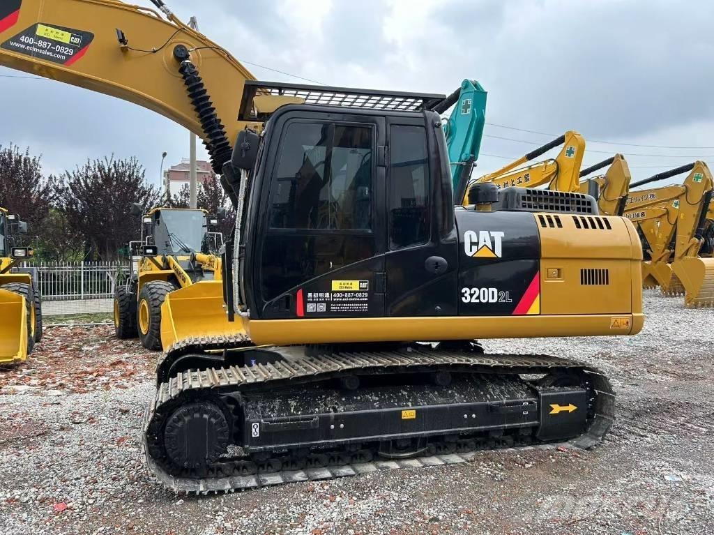 CAT 320 D 大型油圧ショベル12t以上（パワーショベル・ユンボ）