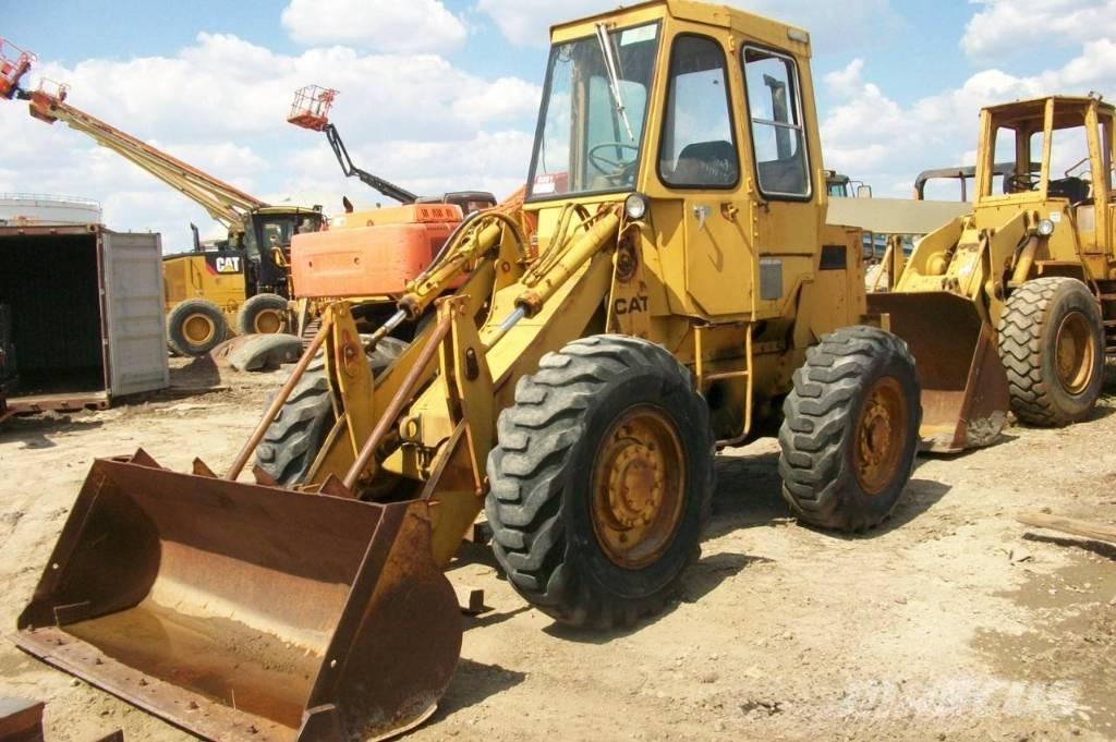 CAT 910 ホイールローダー・タイヤショベル