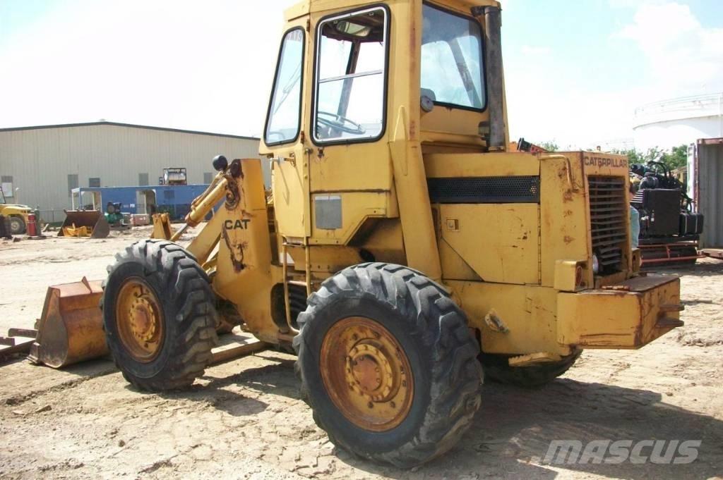 CAT 910 ホイールローダー・タイヤショベル