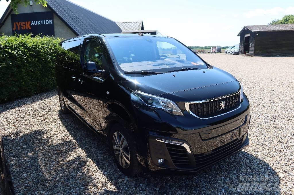 Peugeot E-Traveller 自動車