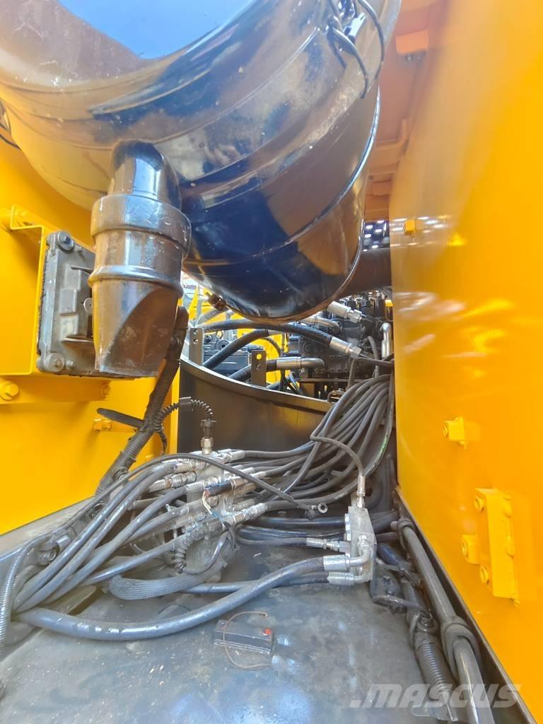 Volvo EC 250 D L 大型油圧ショベル12t以上（パワーショベル・ユンボ）