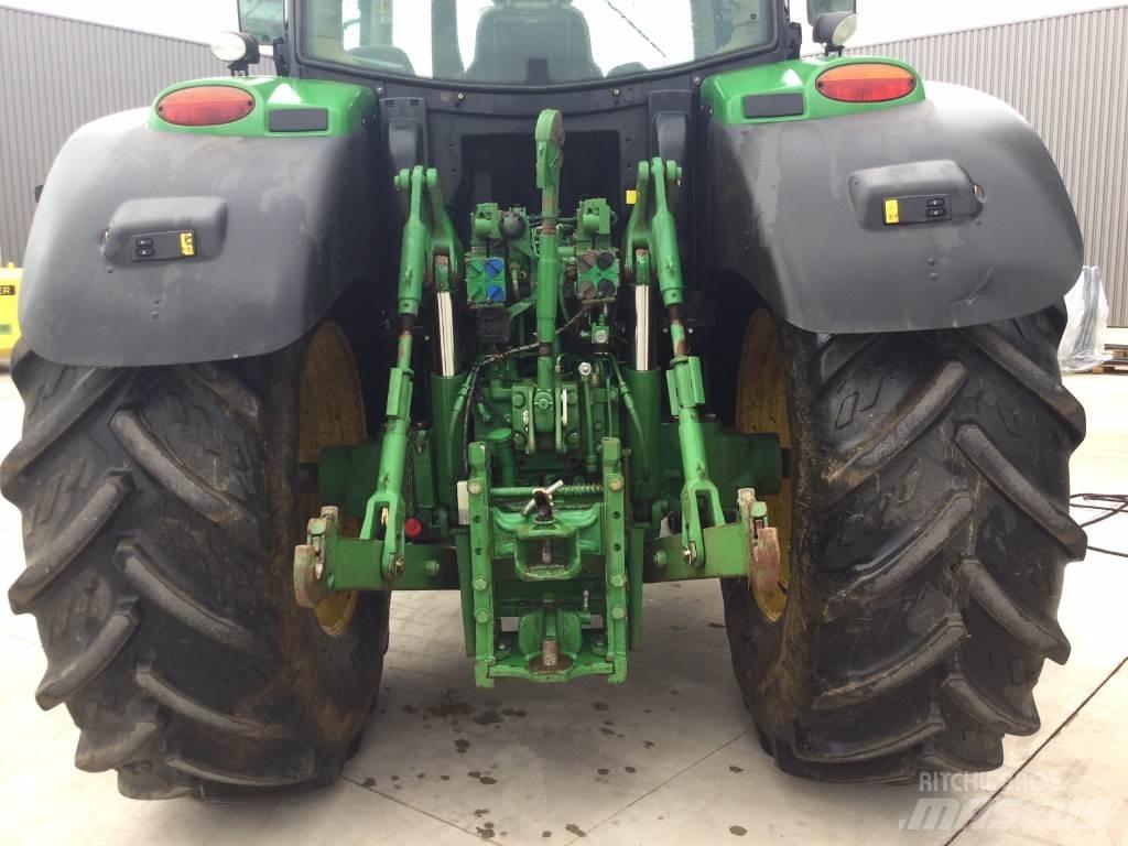 John Deere 6190R トラクター