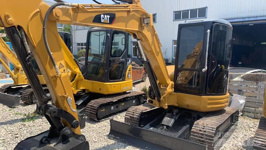 CAT 304 CR 大型油圧ショベル12t以上（パワーショベル・ユンボ）