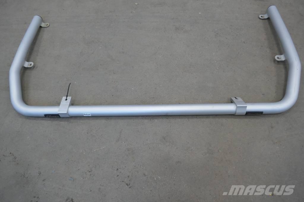  Trux Top-Bar キャビン及び内装