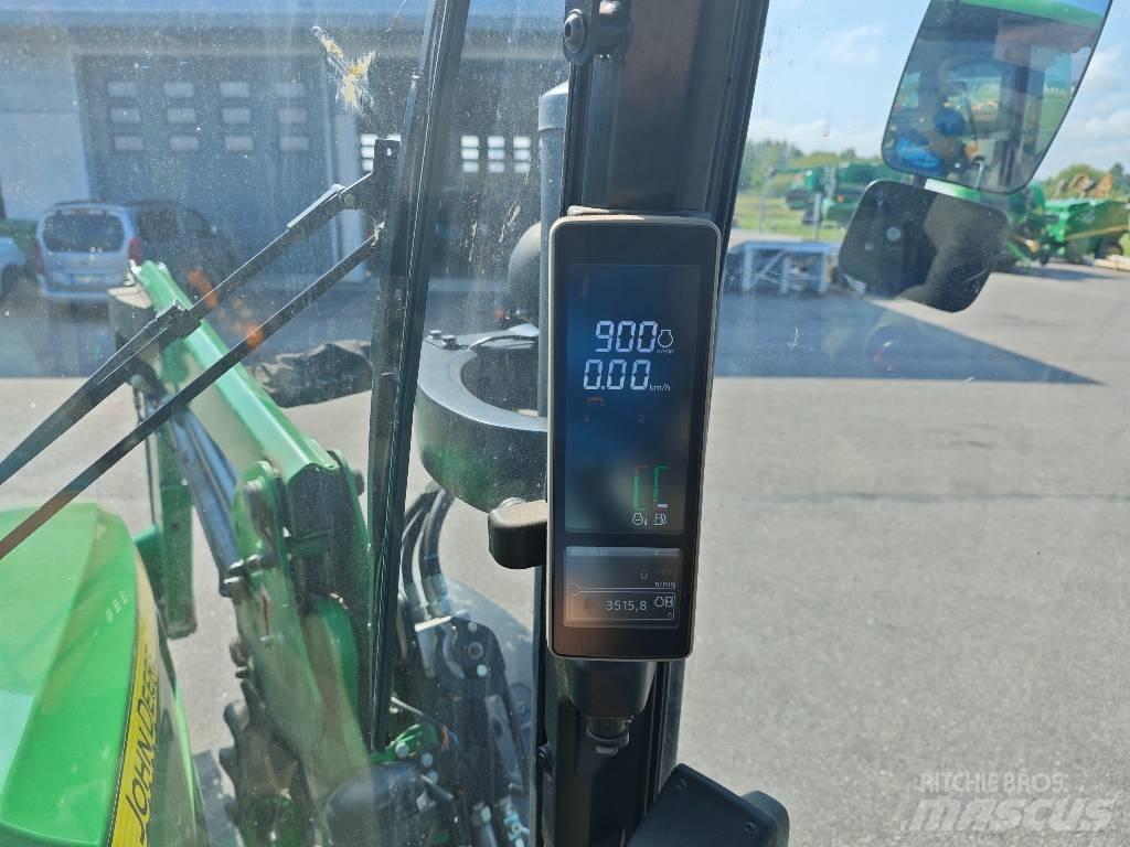 John Deere 5115 R トラクター