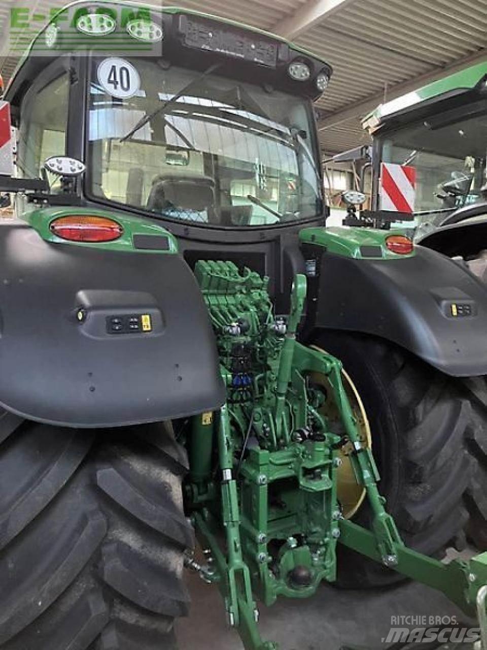 John Deere 6r 215 トラクター