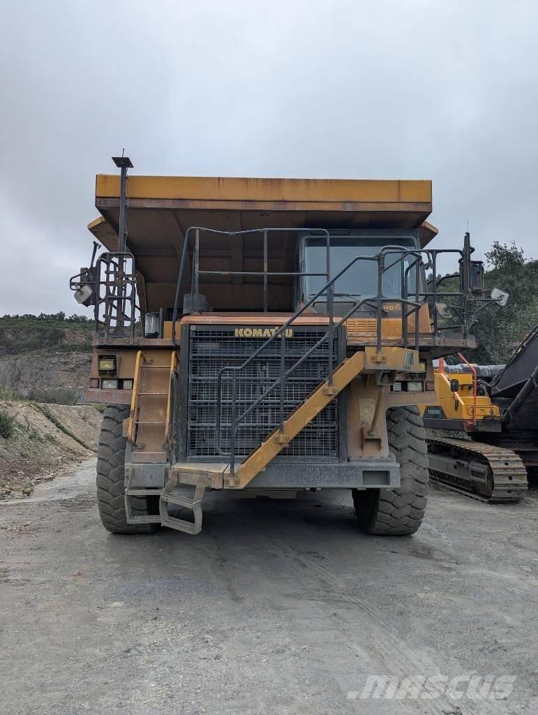 Komatsu HD 605-7 リジットフレーム式ダンプトラック