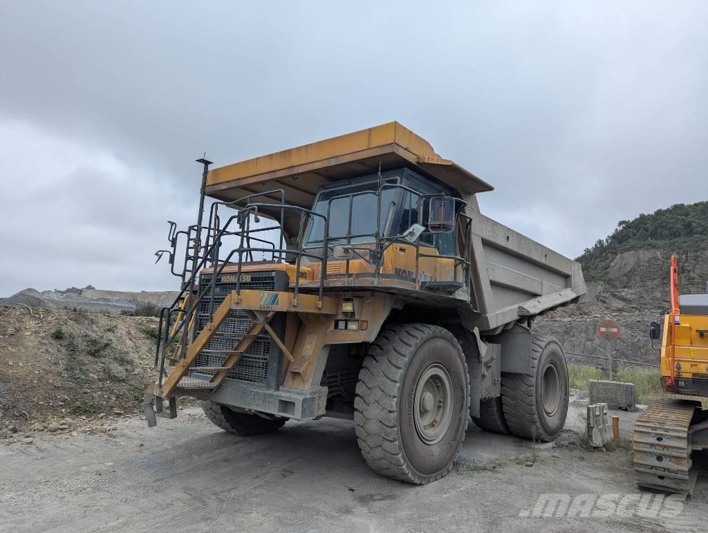 Komatsu HD 605-7 リジットフレーム式ダンプトラック