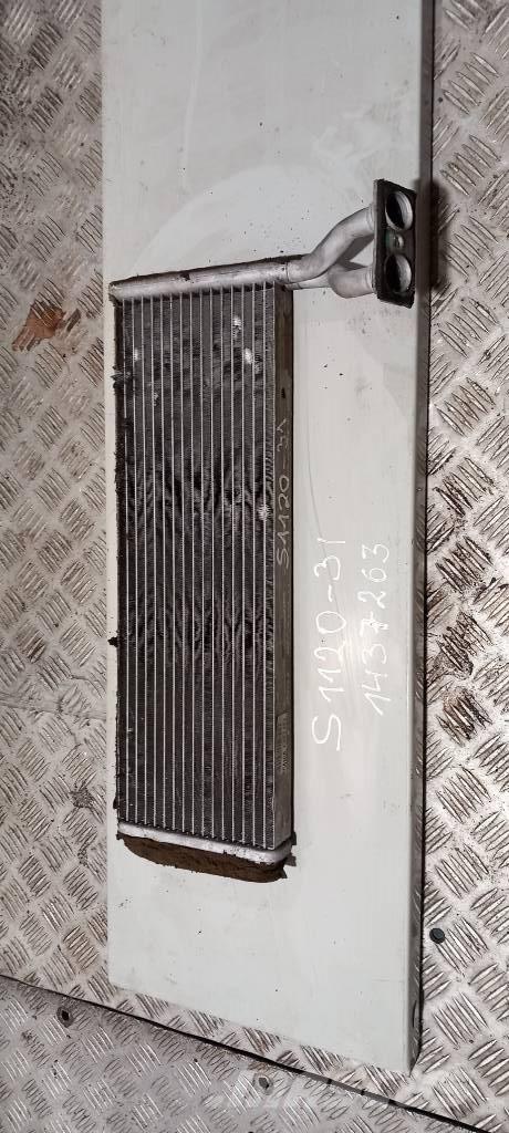 Scania R 480 1437263 ラジエター