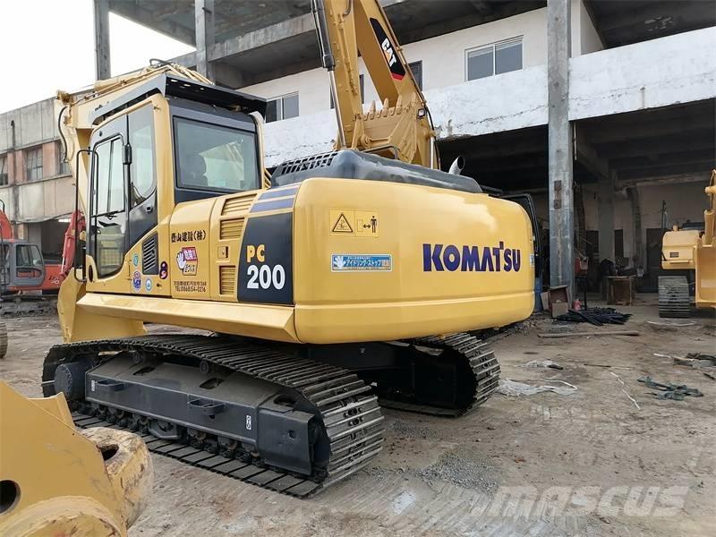 Komatsu pc200-8 大型油圧ショベル12t以上（パワーショベル・ユンボ）