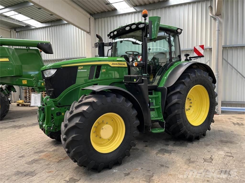 John Deere 6R 215 トラクター