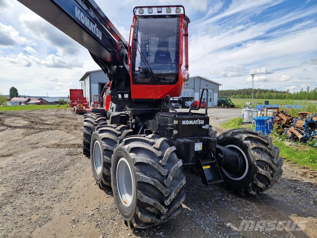 Komatsu 931 XC ハーベスター