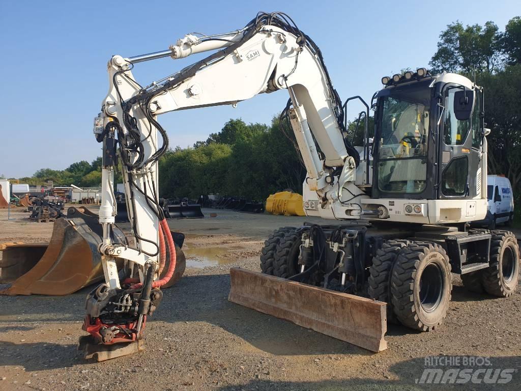 Komatsu PW118MR-11 ホイール式油圧ショベル（パワーショベル・ユンボ・バックホー）