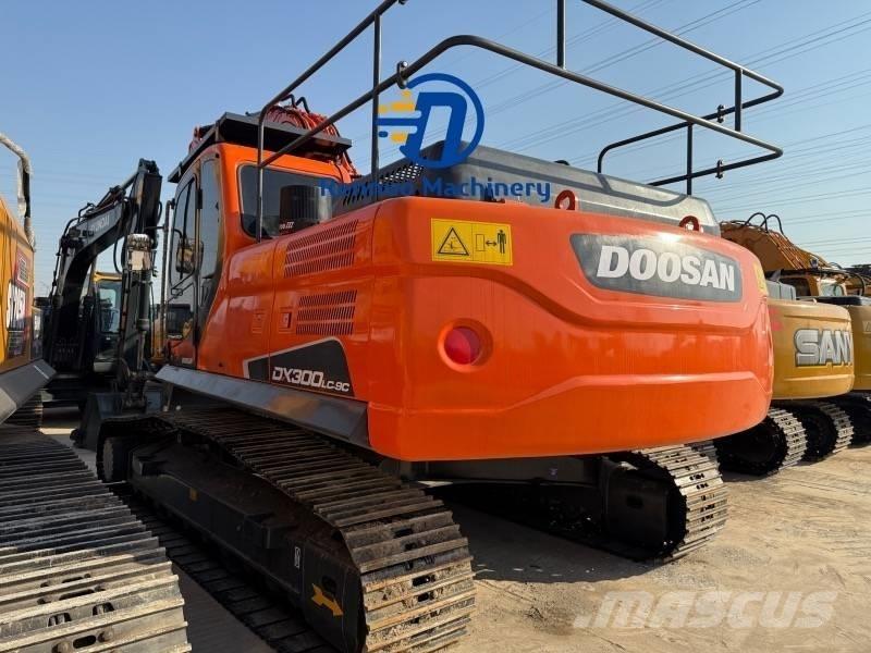 Doosan DX 300LC-9C 大型油圧ショベル12t以上（パワーショベル・ユンボ）