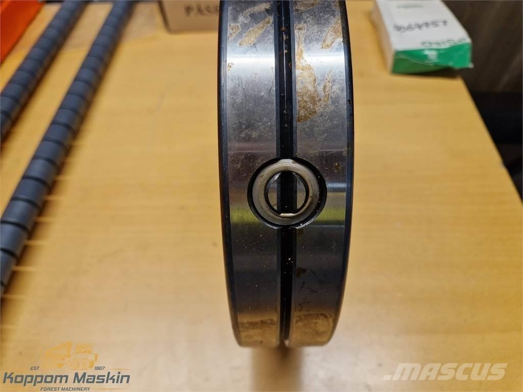  Other/Övrigt 4838A シャーシ及びサスペンション