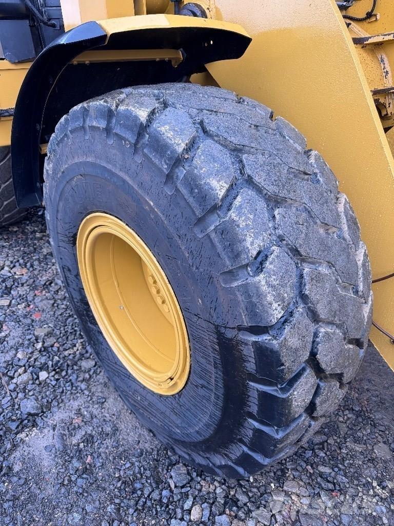CAT 930 M ホイールローダー・タイヤショベル