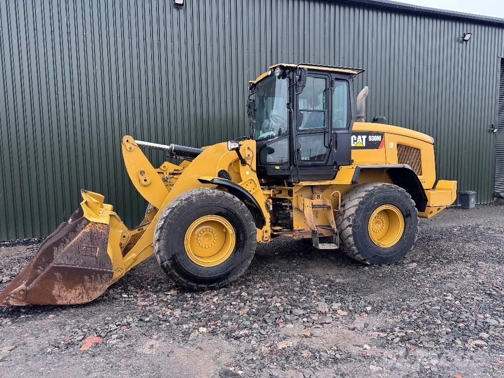 CAT 930 M ホイールローダー・タイヤショベル