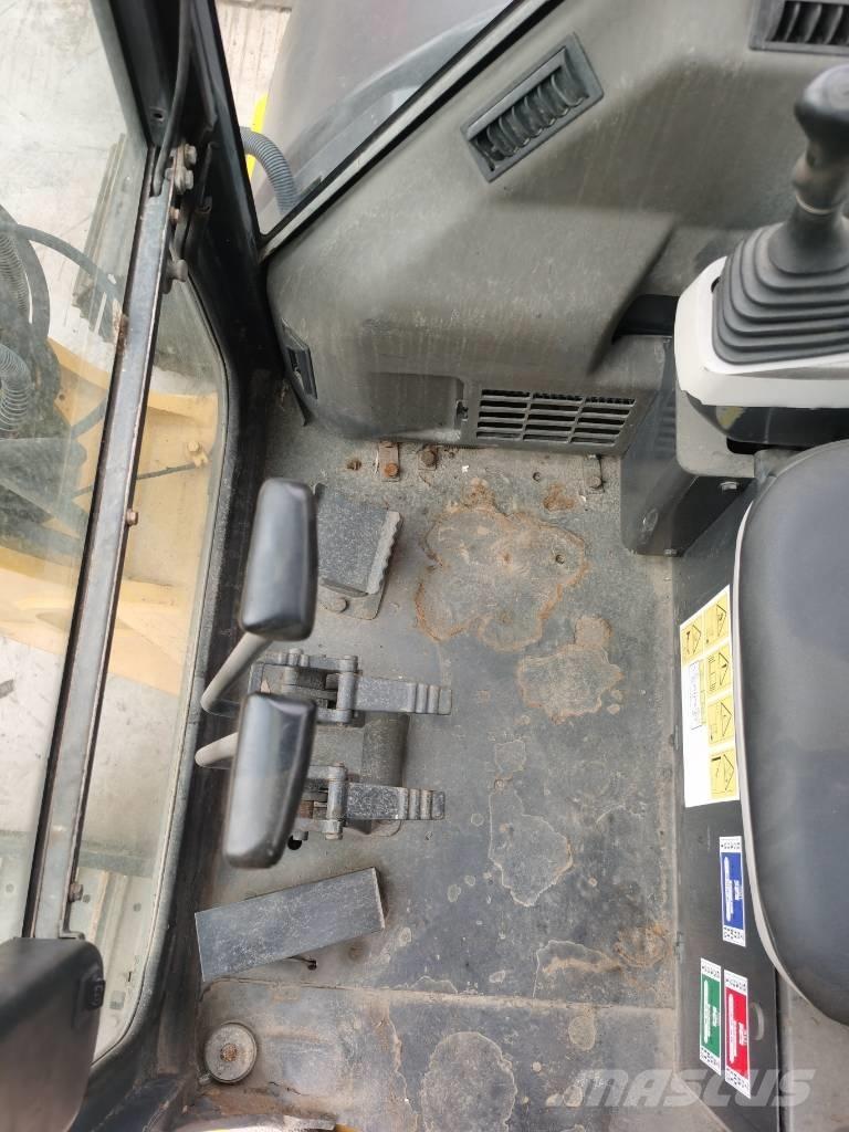 Komatsu PC 55 MR-2 ミニ油圧ショベル 7t以下（ミニユンボ・ミニディガー）