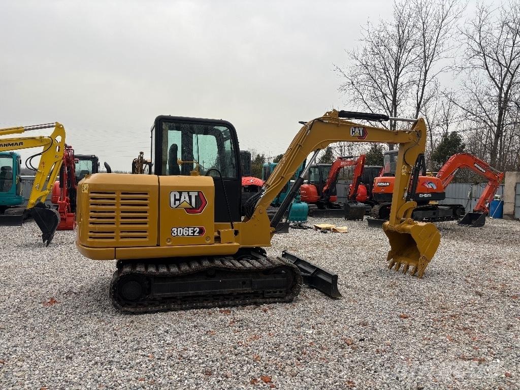 CAT 306E2 ミニ油圧ショベル 7t以下（ミニユンボ・ミニディガー）