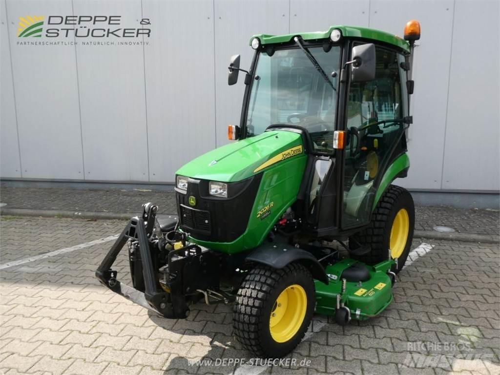 John Deere 2026R コンパクトトラクター