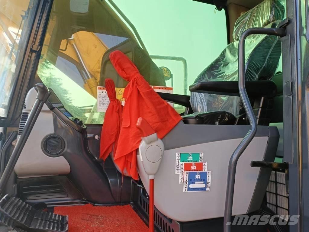 Komatsu PC 200-8 大型油圧ショベル12t以上（パワーショベル・ユンボ）