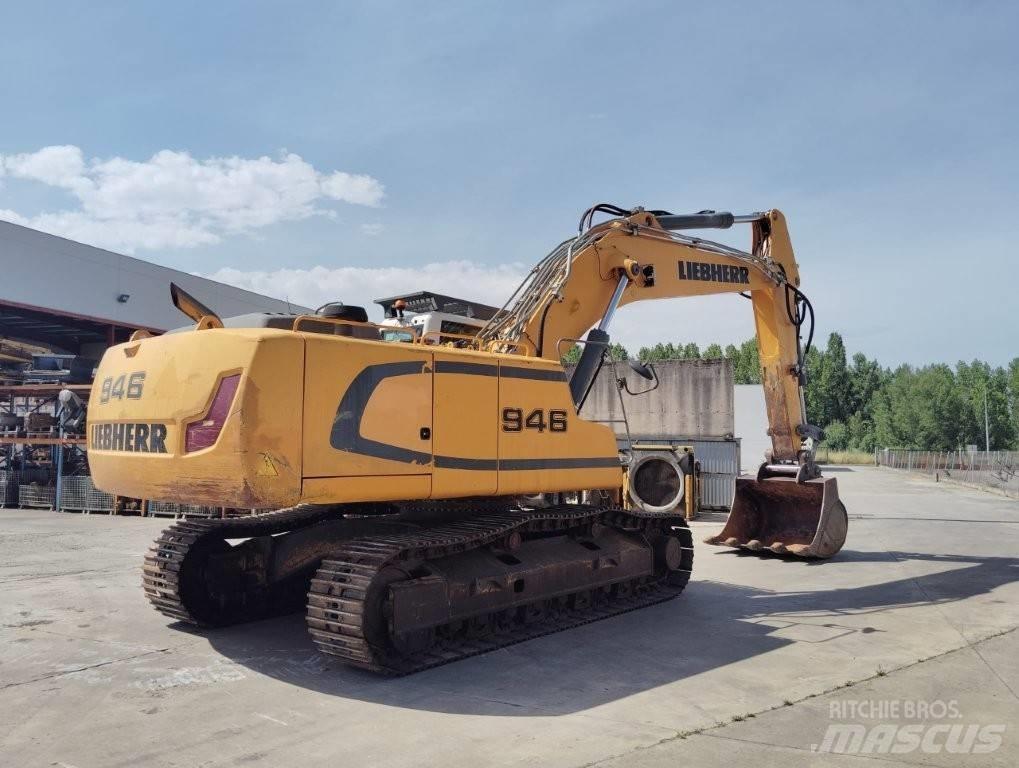 Liebherr R 946 大型油圧ショベル12t以上（パワーショベル・ユンボ）