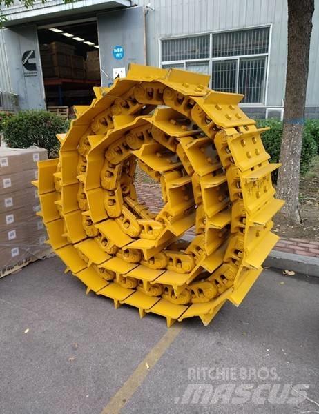 Komatsu D155A-6 無限軌道、クローラ、履帯