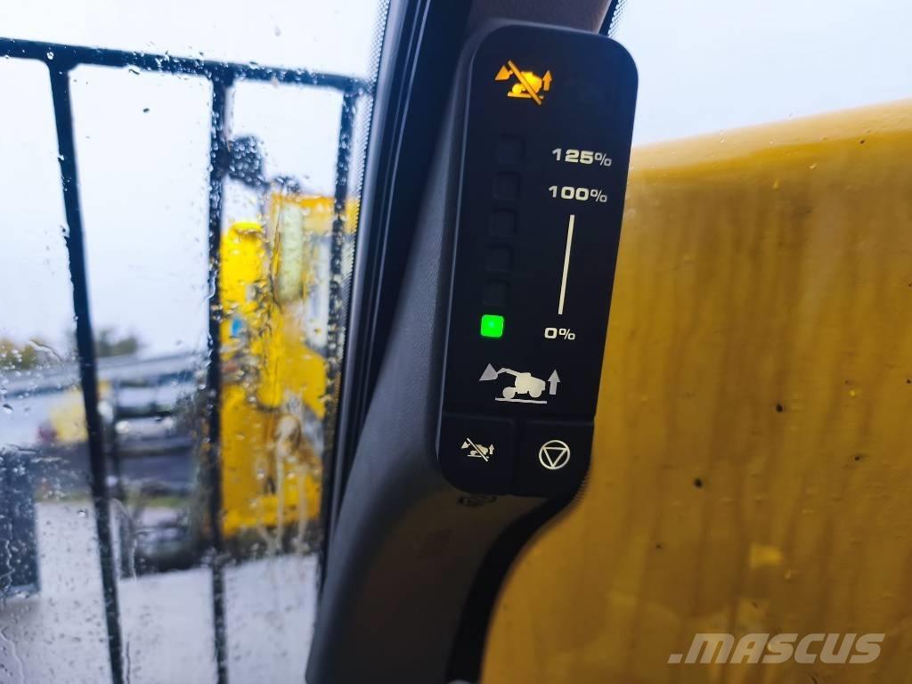 JCB 560-80 テレスコーピックハンドラー