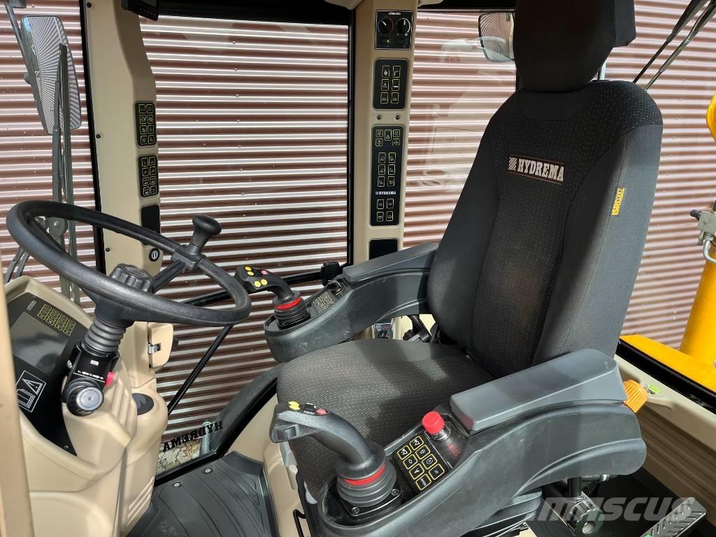 Hydrema 906F バックホーローダー