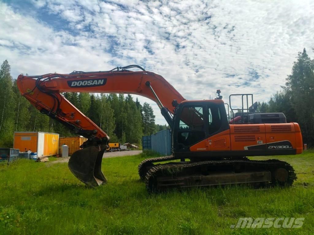 Doosan DX 300 LC 大型油圧ショベル12t以上（パワーショベル・ユンボ）
