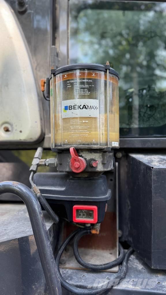 Hitachi ZW 140 ホイールローダー・タイヤショベル