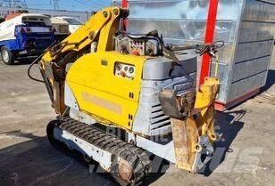 Brokk 180 解体油圧ショベル
