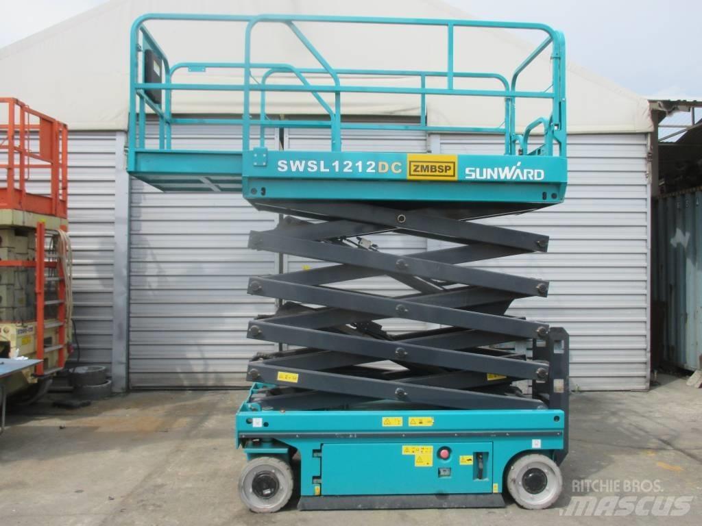 Sunward SWSL 1212 DC シザースリフト
