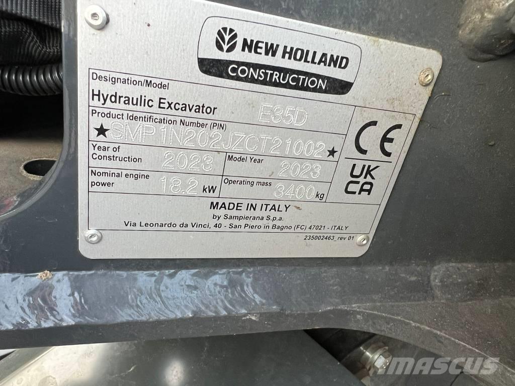 New Holland E 35 D ミニ油圧ショベル 7t以下（ミニユンボ・ミニディガー）