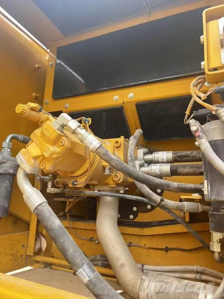 CAT 336GC 大型油圧ショベル12t以上（パワーショベル・ユンボ）