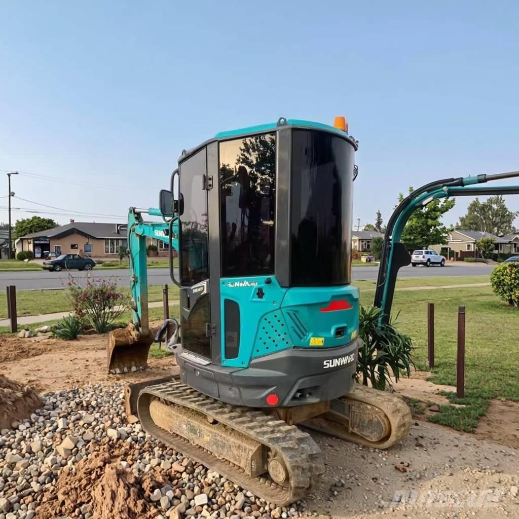 Sunward SWE 25 UF ミニ油圧ショベル 7t以下（ミニユンボ・ミニディガー）