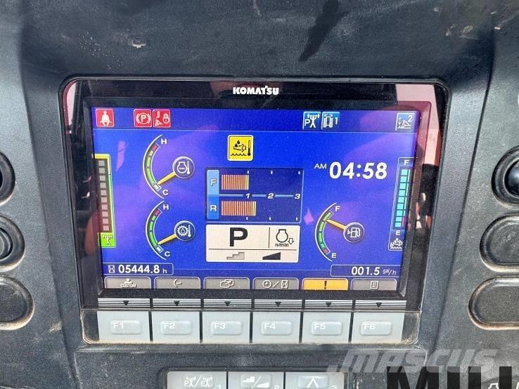 Komatsu D 61 PXi-24 ブルドーザー