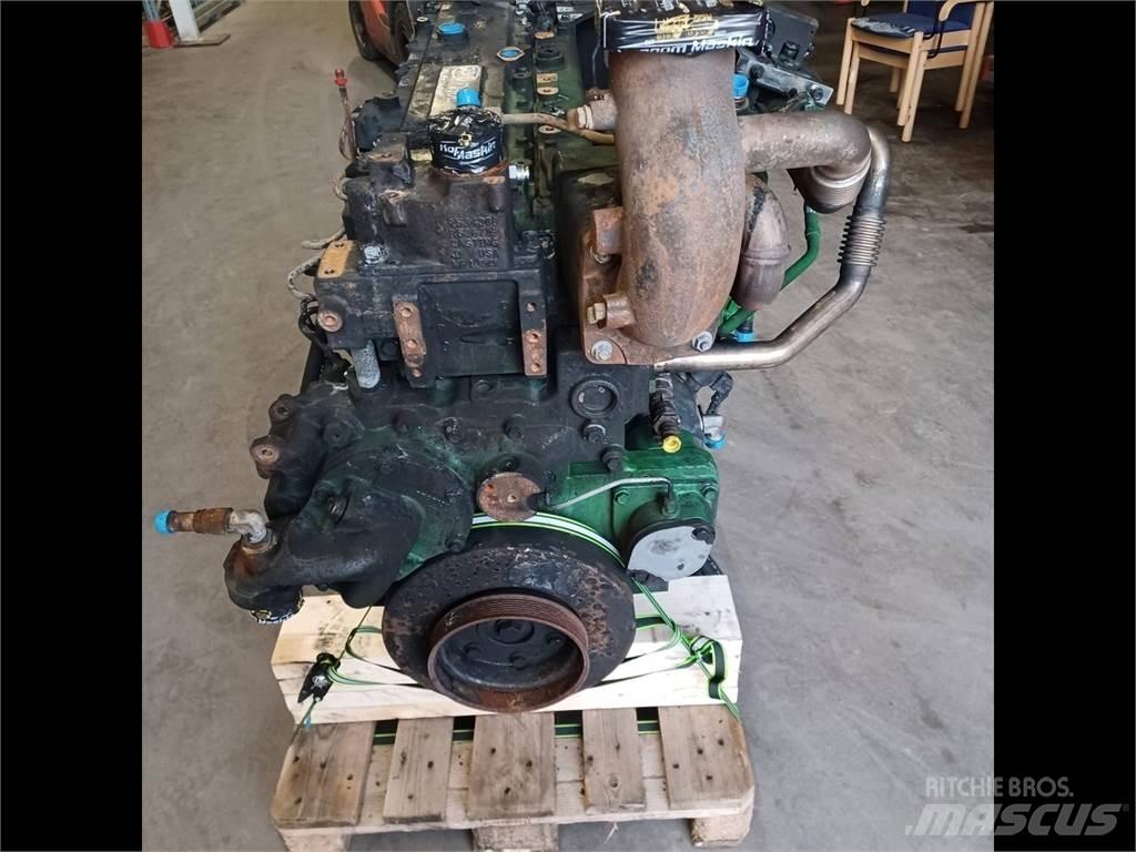 John Deere 6090 エンジン
