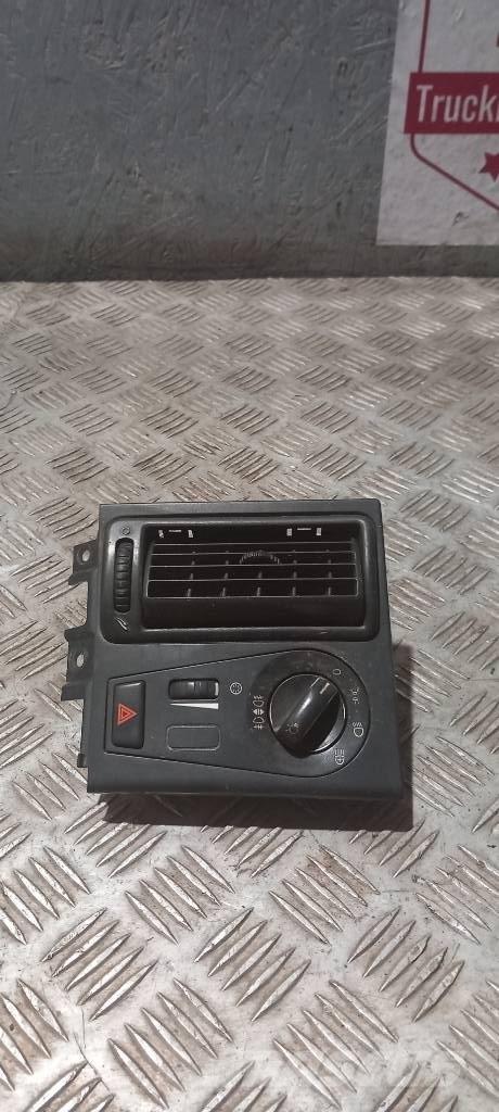 Volvo FH 12    20953569 キャビン及び内装