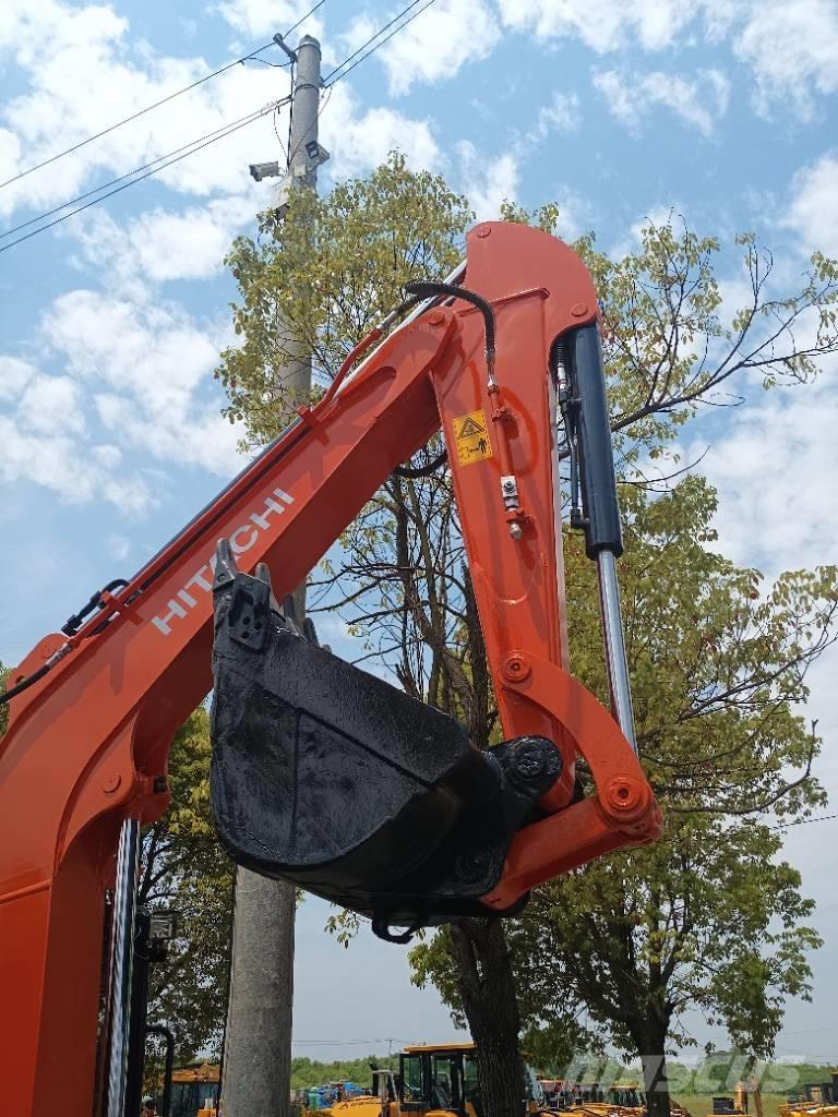 Hitachi 55 ミニ油圧ショベル 7t以下（ミニユンボ・ミニディガー）