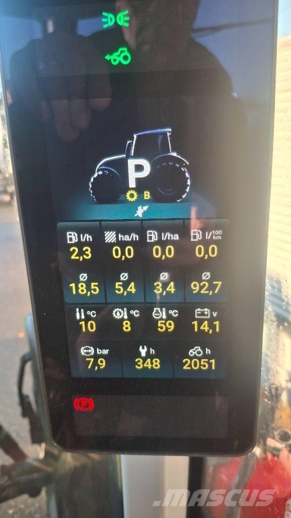 Valtra Q 305 トラクター