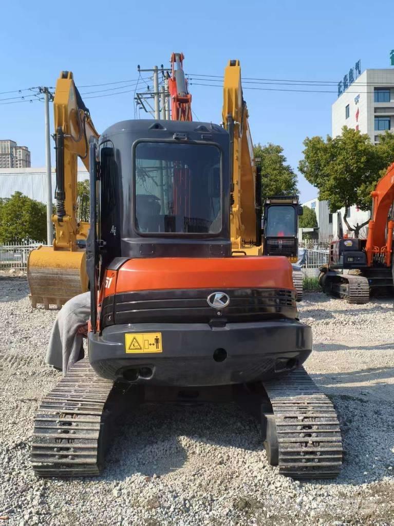 Kubota KX 161 ミニ油圧ショベル 7t以下（ミニユンボ・ミニディガー）