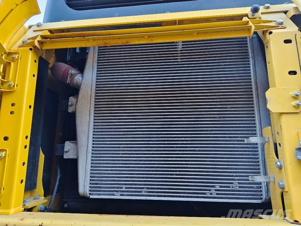 Komatsu PC 400-8 大型油圧ショベル12t以上（パワーショベル・ユンボ）