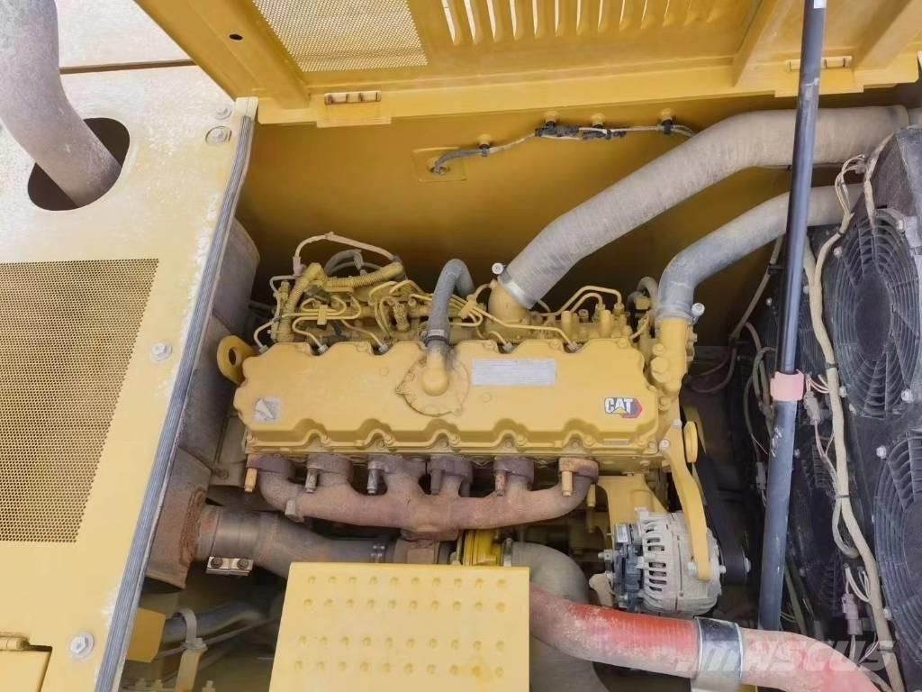 CAT 330GC 大型油圧ショベル12t以上（パワーショベル・ユンボ）