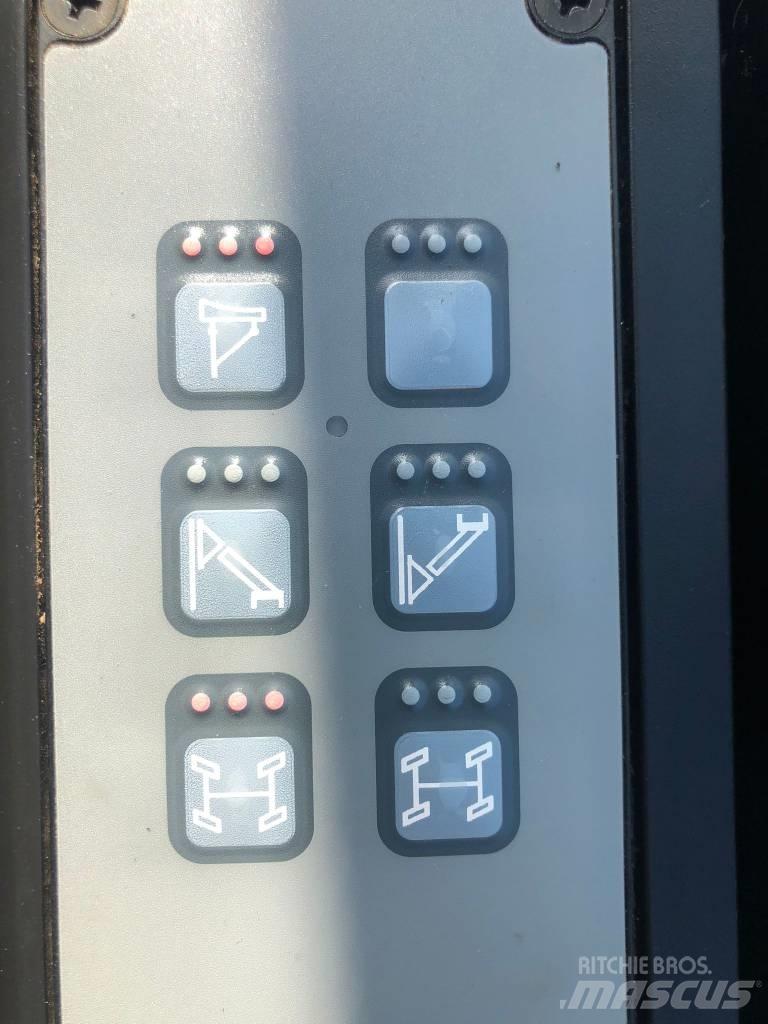 Liebherr A 910 Comp ホイール式油圧ショベル（パワーショベル・ユンボ・バックホー）