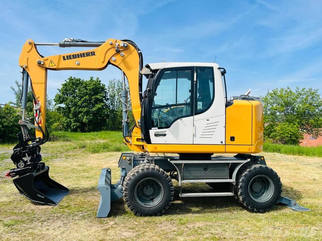 Liebherr A 910 Comp ホイール式油圧ショベル（パワーショベル・ユンボ・バックホー）