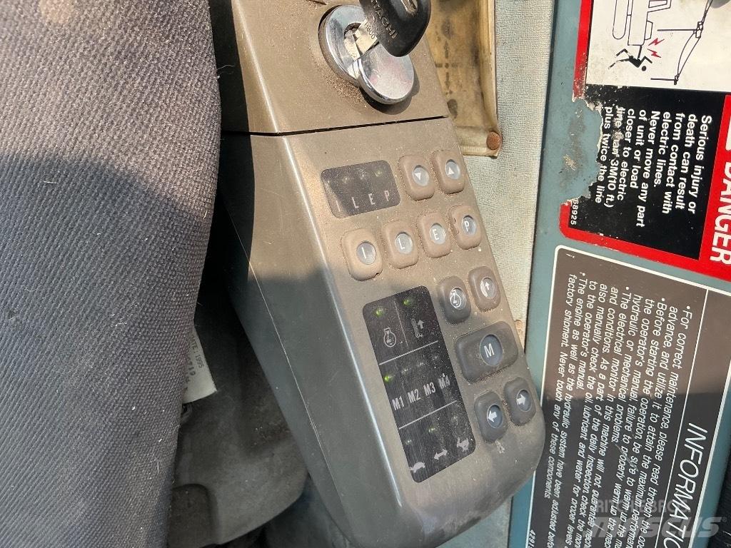 Hitachi EX300-3 大型油圧ショベル12t以上（パワーショベル・ユンボ）