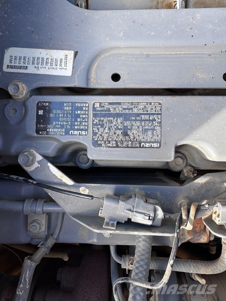 Sany SY 135 C 大型油圧ショベル12t以上（パワーショベル・ユンボ）