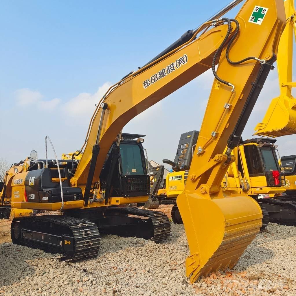 CAT 320 D 大型油圧ショベル12t以上（パワーショベル・ユンボ）